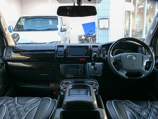 黒木目インテリアパネルセット付き！！