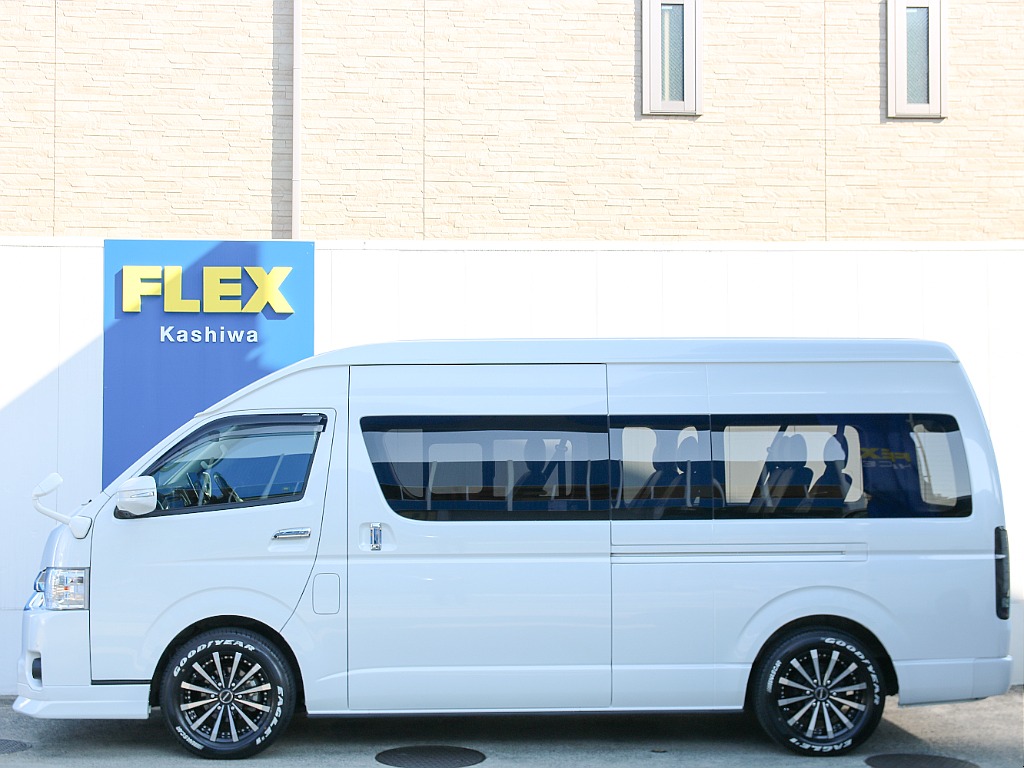 メーカーオプション パワースライドドア完備！！