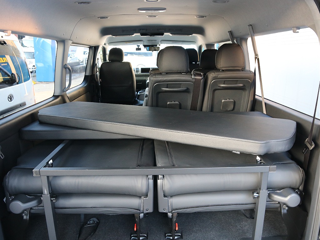 ベッドマットにフレーム全て取り外し可能です！！