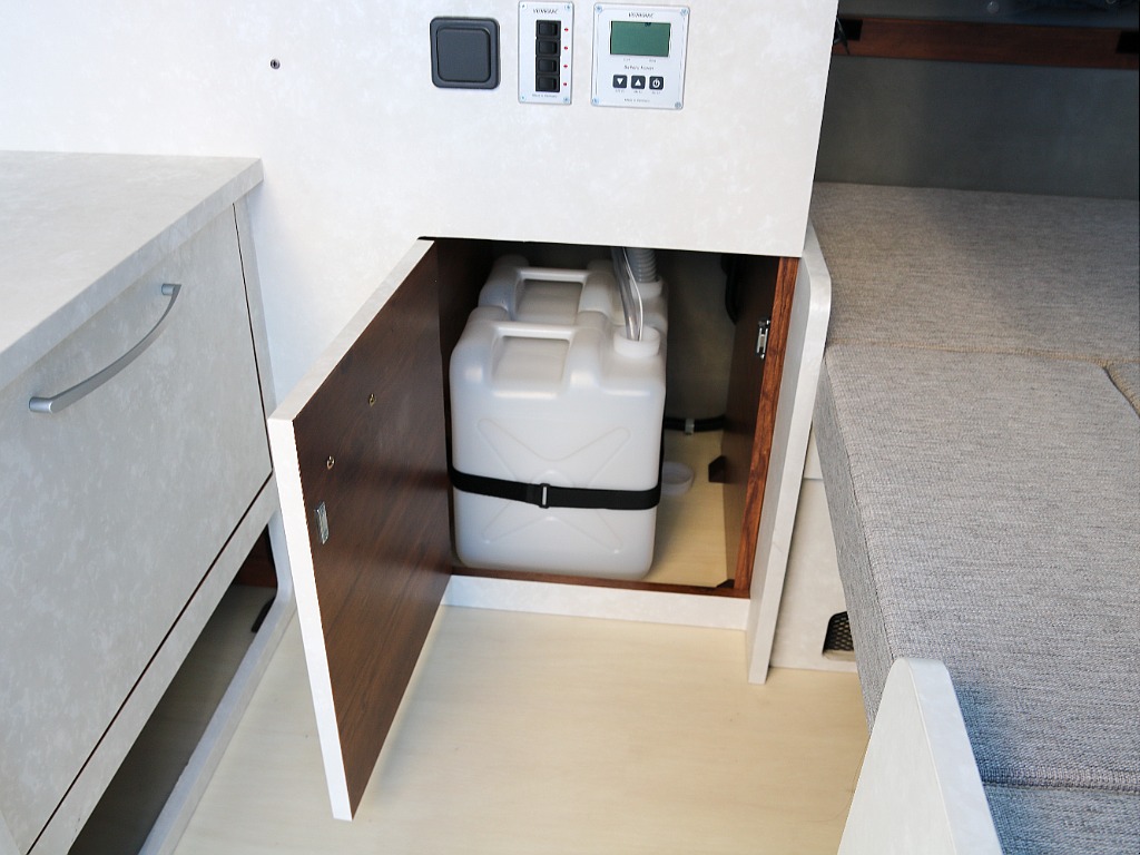 給排水タンクになります！！