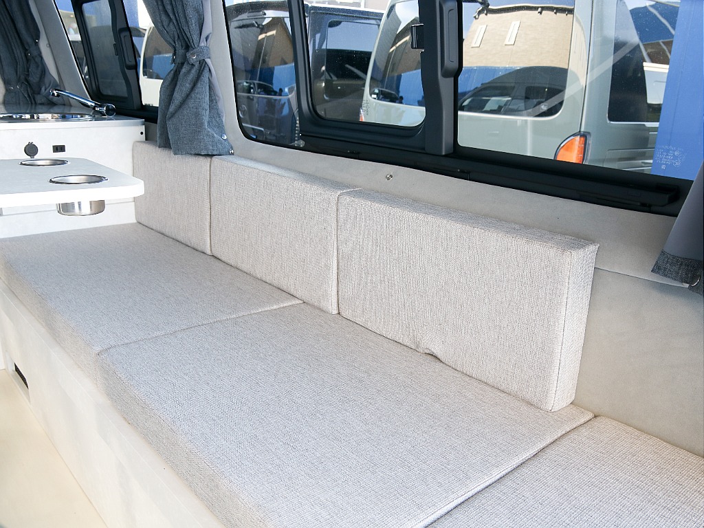 ベッドマット背もたれになります！！