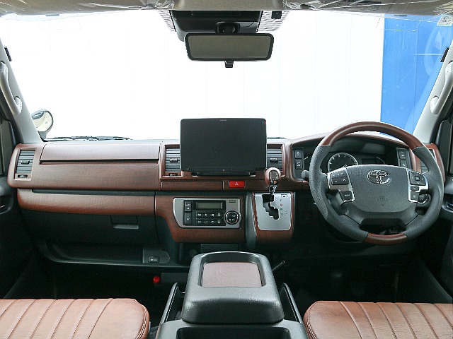 67 ROKU NANA 茶木目インテリアパネルセット付き！！