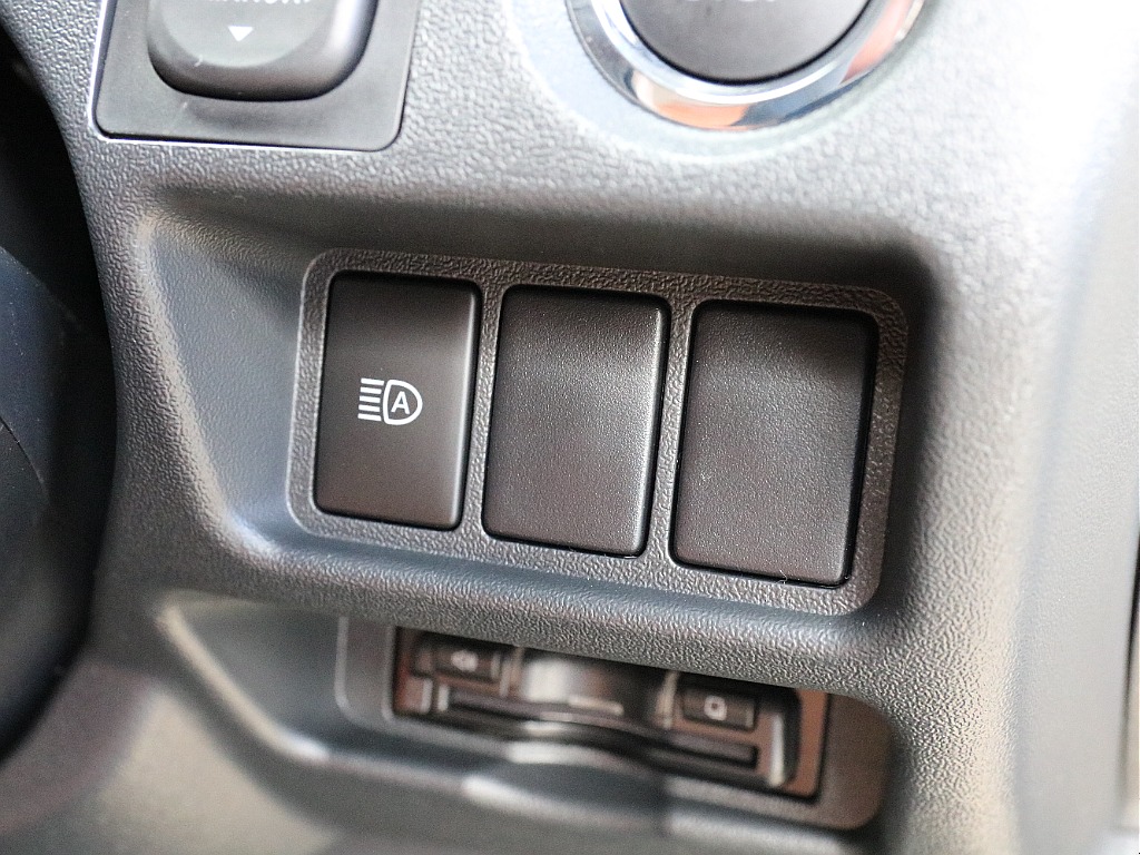 オートハイビームスイッチ付き！！