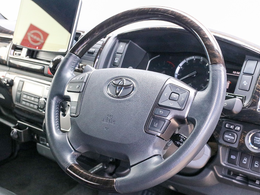 ステアリングスイッチ付き！！