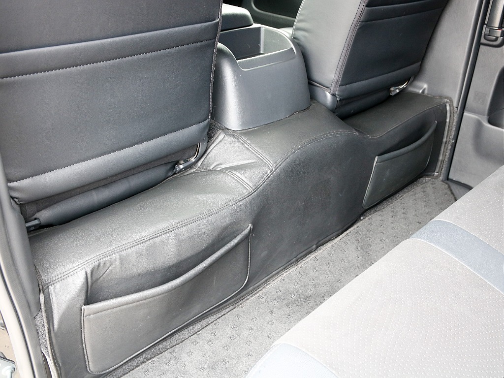 エンジンフードカバー付き！！