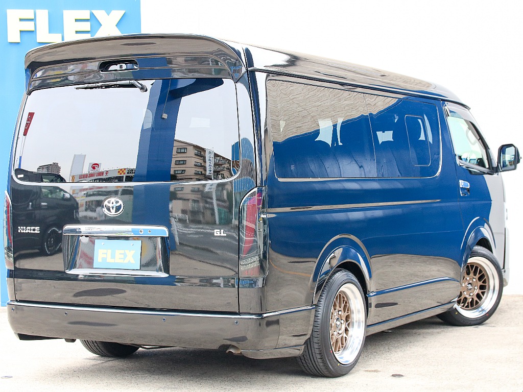 ワイドボディならではのリアビュー！！