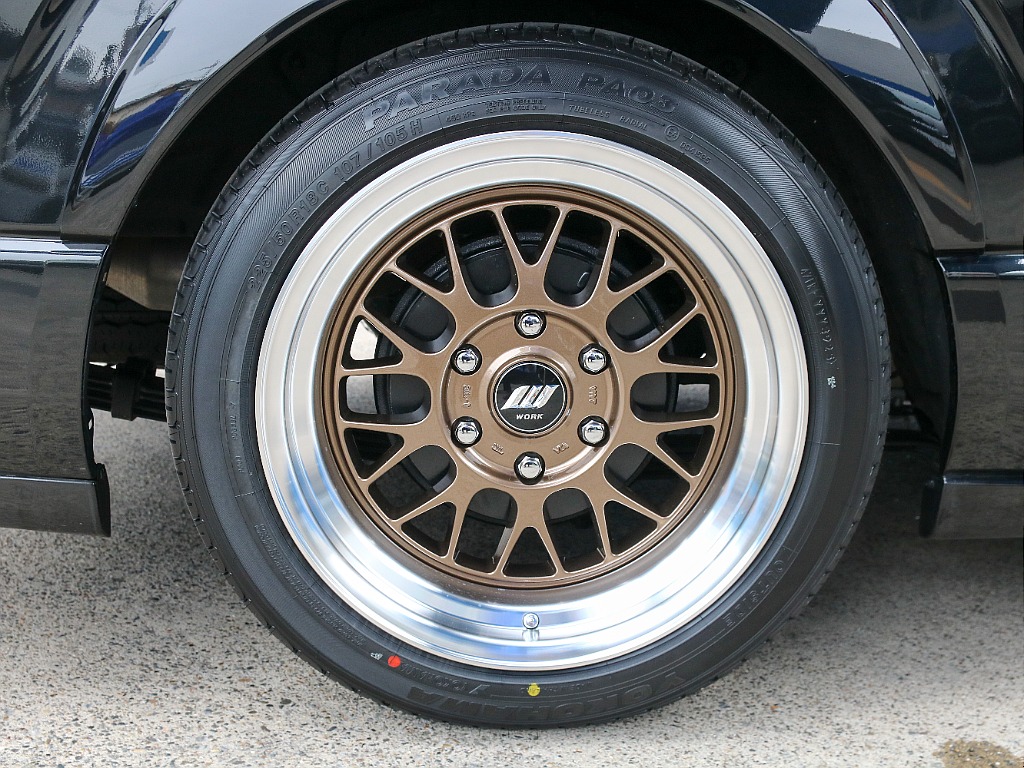 WORK ホイール エクストラップ M1HC 400本限定生産カラー 18インチアルミホイール＆ヨコハマ パラダタイヤ付き！！