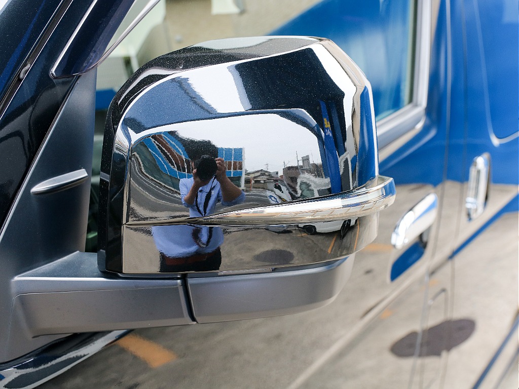 ヴァレンティ ウインカーミラー付き！！