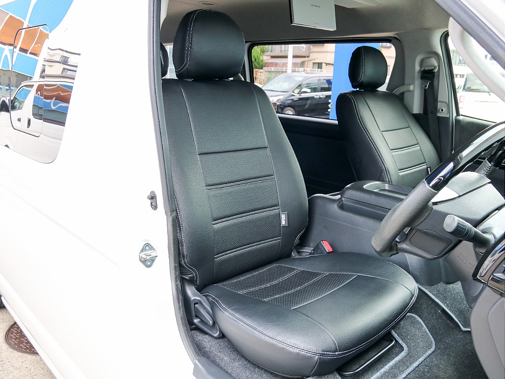 67 ROKU NANA シートカバー付き！！