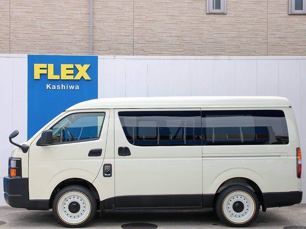 メーカーオプション パワースライドドア完備！！