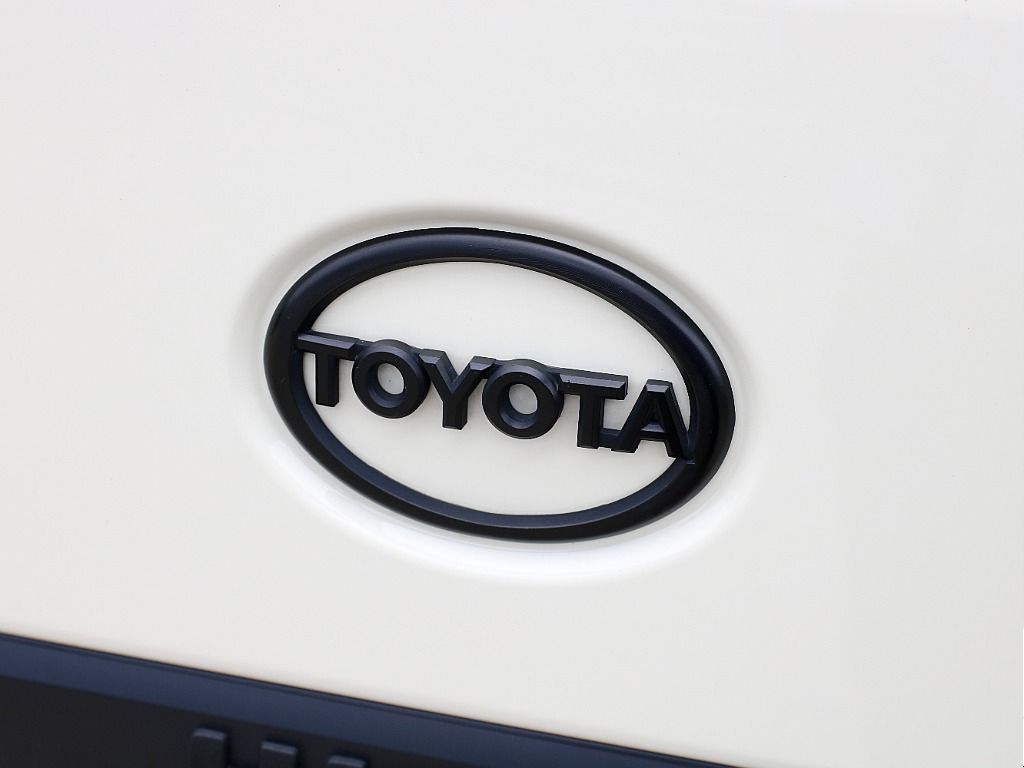 可愛らしいTOYOTAエンブレム！！