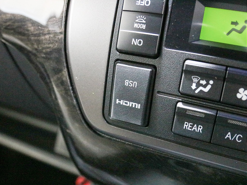 HDMI＆USBポート付き！！