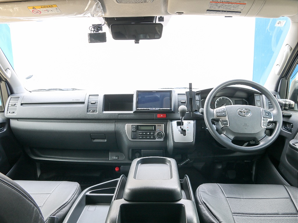 追加オプション ステアリング、シフトノブ変更可能です！！