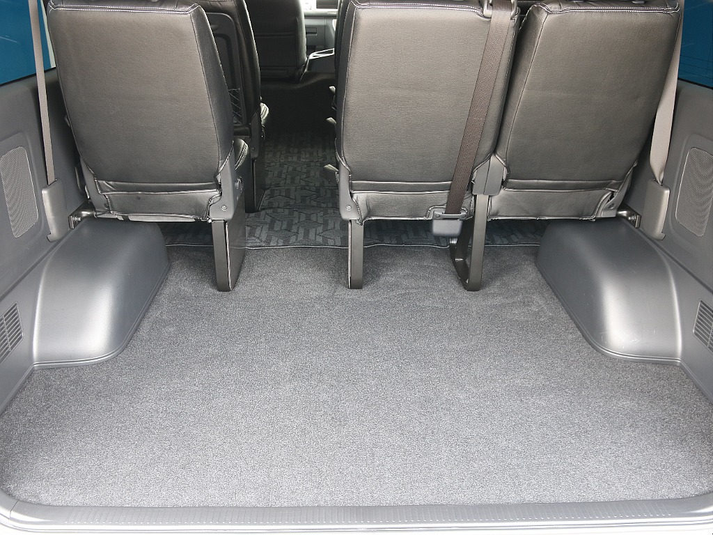 旅行バックから様々なお荷物収納可能です！！