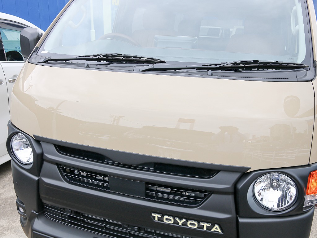 ボンネットスムージング施工済み！！