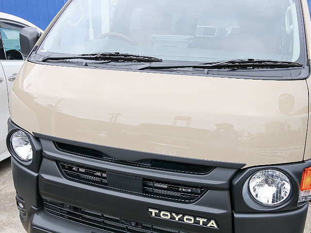 ボンネットスムージング施工済み！！