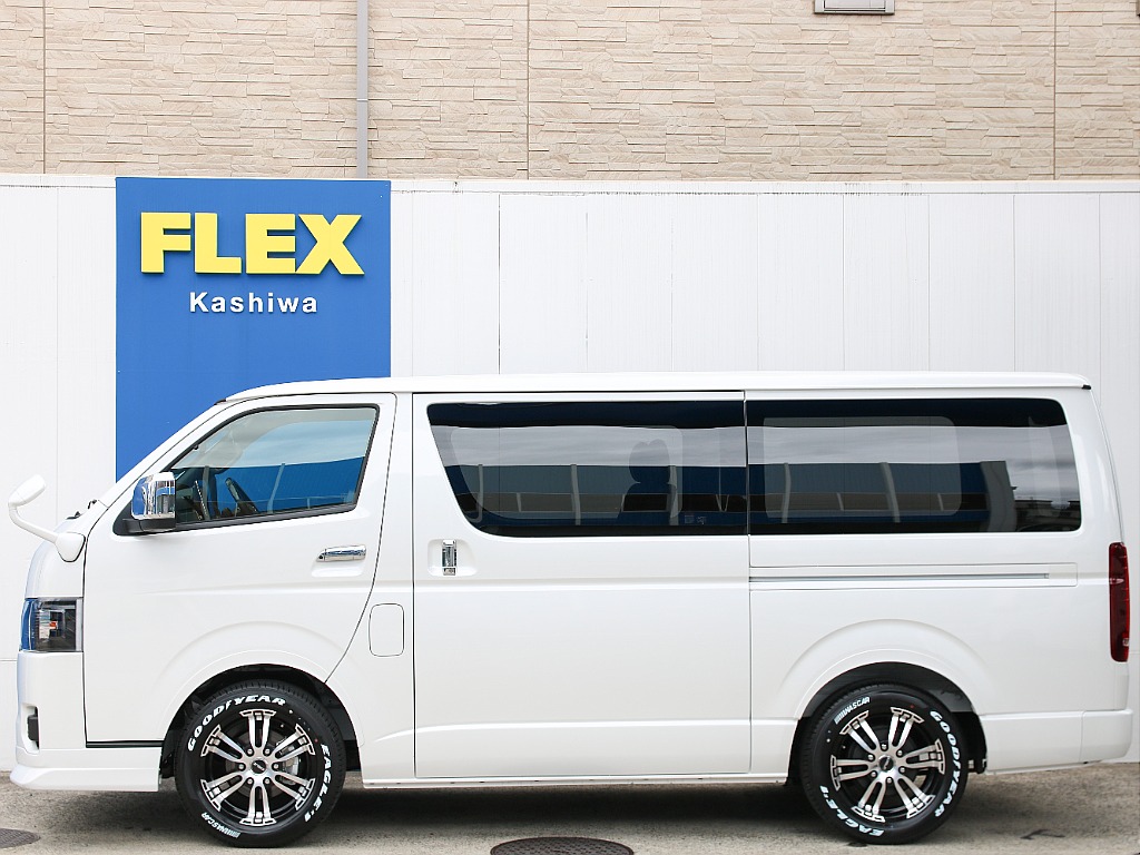 メーカーオプション 両側パワースライドドア完備！！