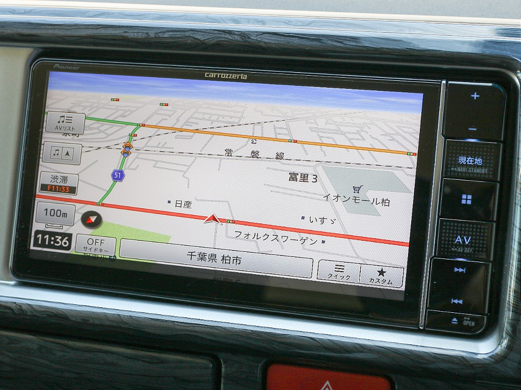 カロッツェリア 7インチ SDナビ付き！！
