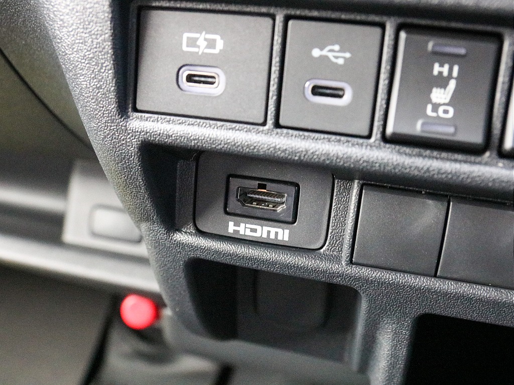 HDMIポート付き！！