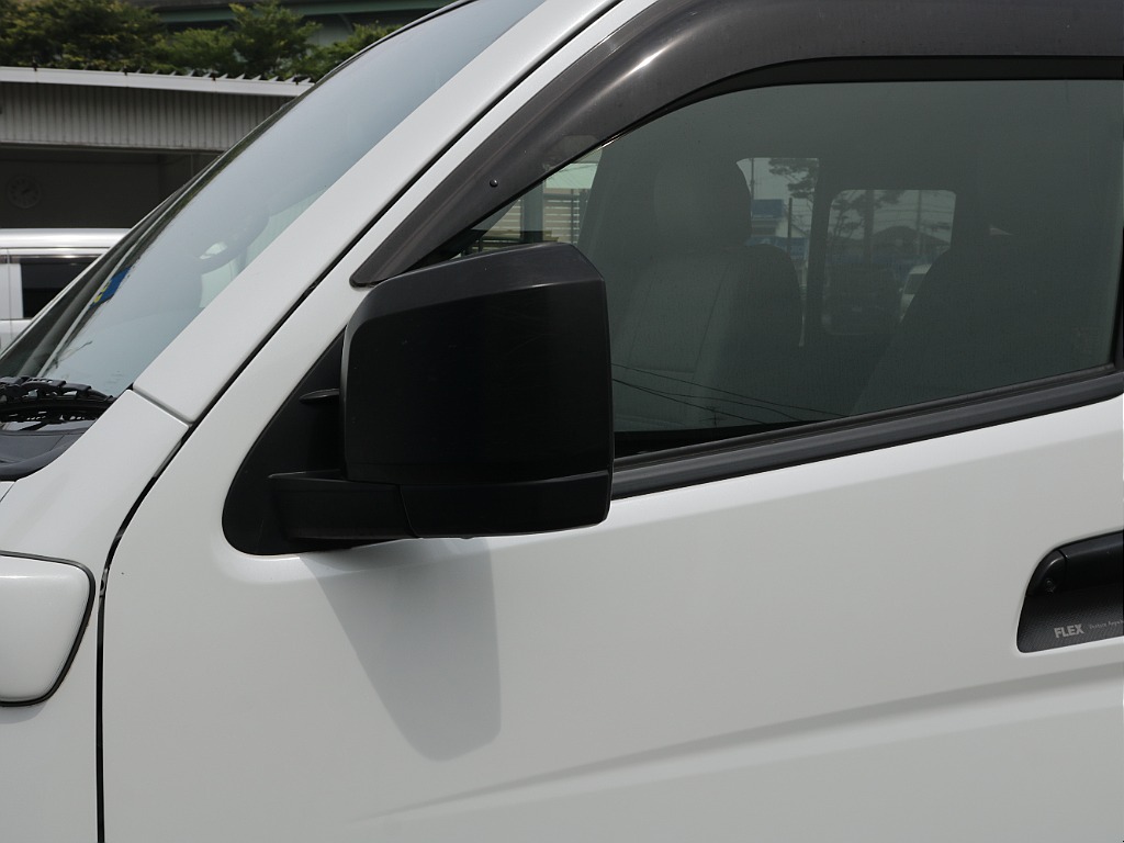 トヨタ ハイエースバン(38枚目)