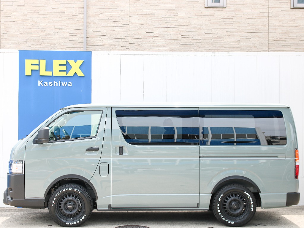 メーカーオプション 両側パワースライドドア完備！！