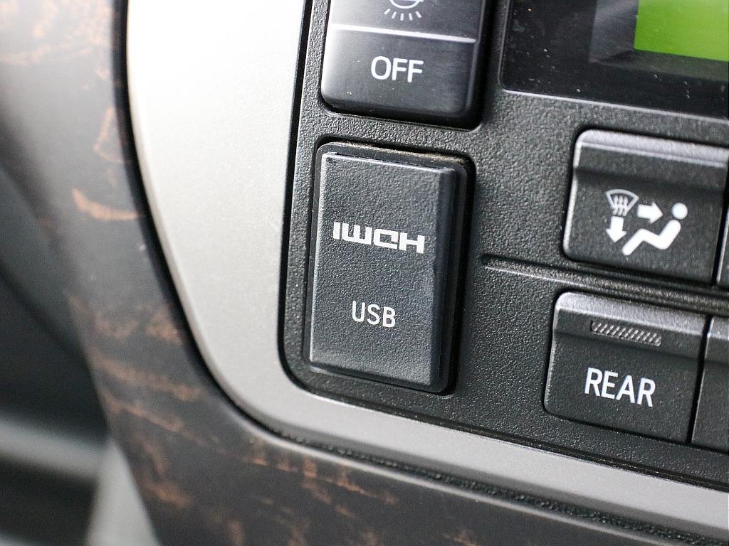 HDMI＆USBポート付き！！