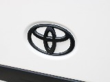 TOYOTAエンブレム艶無しブラックペイント済み！！