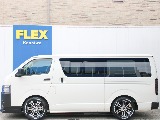 小窓付きで空気の入れ替え可能です！！イージークローザー付き！！