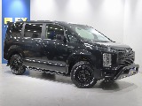 ブラックで統一したカスタムにまとめました(^^♪