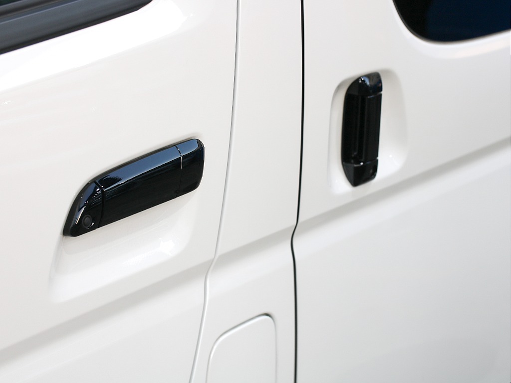 トヨタ&nbsp;ハイエース&nbsp;ワゴン2.7GLロング ミドルルーフ&nbsp;ブラックエディション&nbsp;千葉県の詳細画像&nbsp;その6