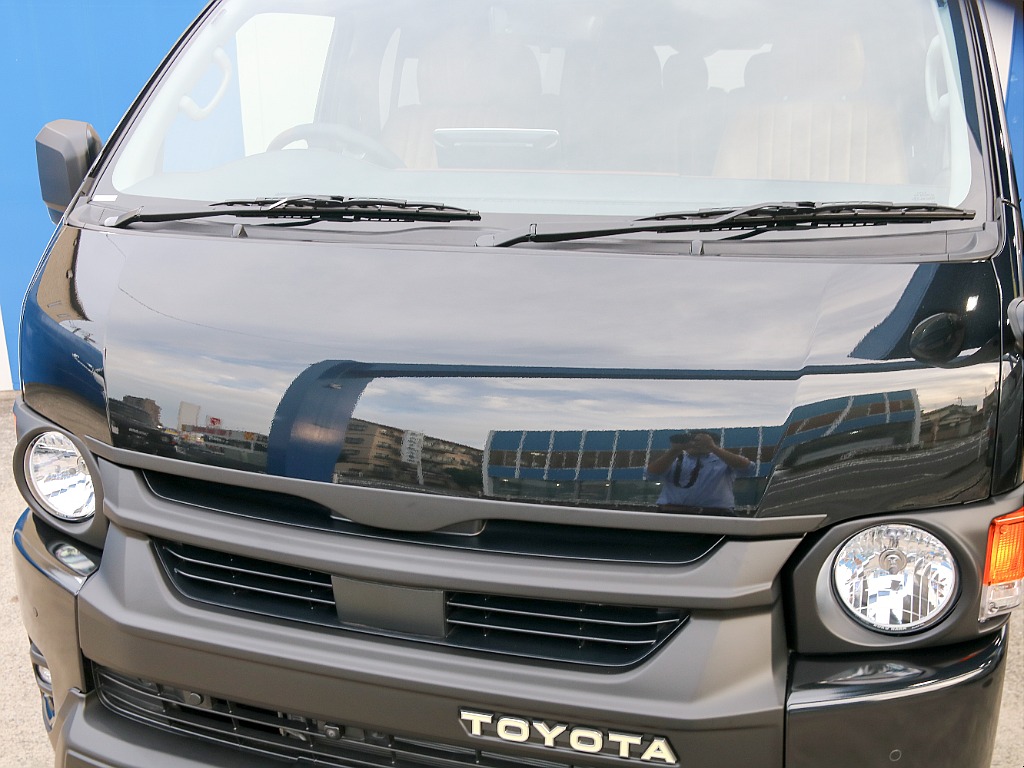 トヨタ&nbsp;ハイエース&nbsp;ワゴン2.7GLロング ミドルルーフ&nbsp;登録済未使用車Re Classic&nbsp;千葉県の詳細画像&nbsp;その4