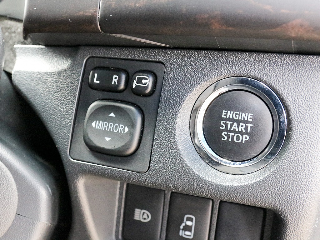 トヨタ&nbsp;ハイエース&nbsp;ワゴン2.7グランドキャビン&nbsp;フローティングナビ付き&nbsp;千葉県の詳細画像&nbsp;その17