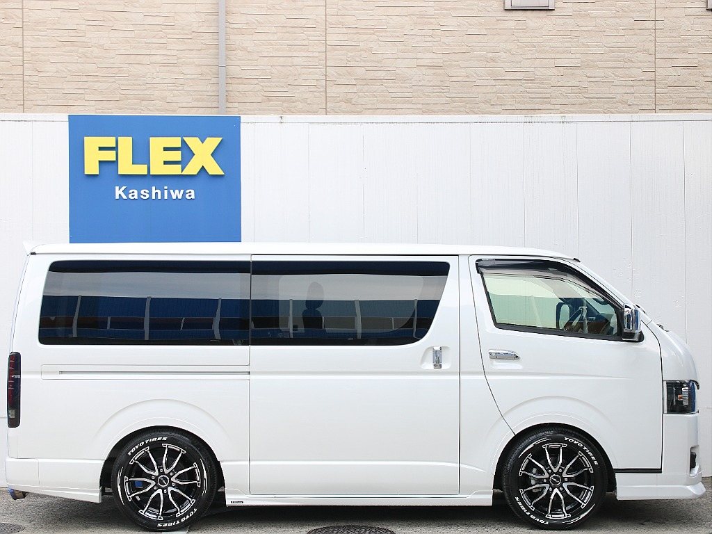 トヨタ&nbsp;ハイエースバン&nbsp;5D2.0スーパーGLダークプライムⅡロング&nbsp;67 ROKU NANA フルエアロパッケージ&nbsp;千葉県の詳細画像&nbsp;その9
