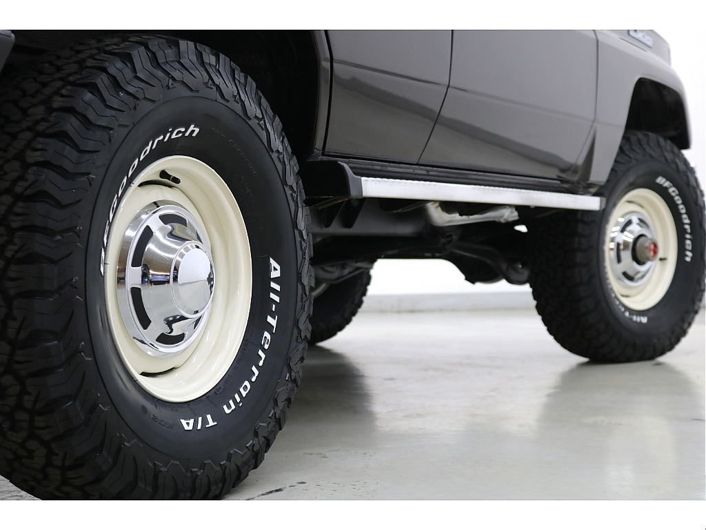 新品ＢＦグッドリッチＫＯ２　ＡＴタイヤ×新品輸出用スチールホイール☆