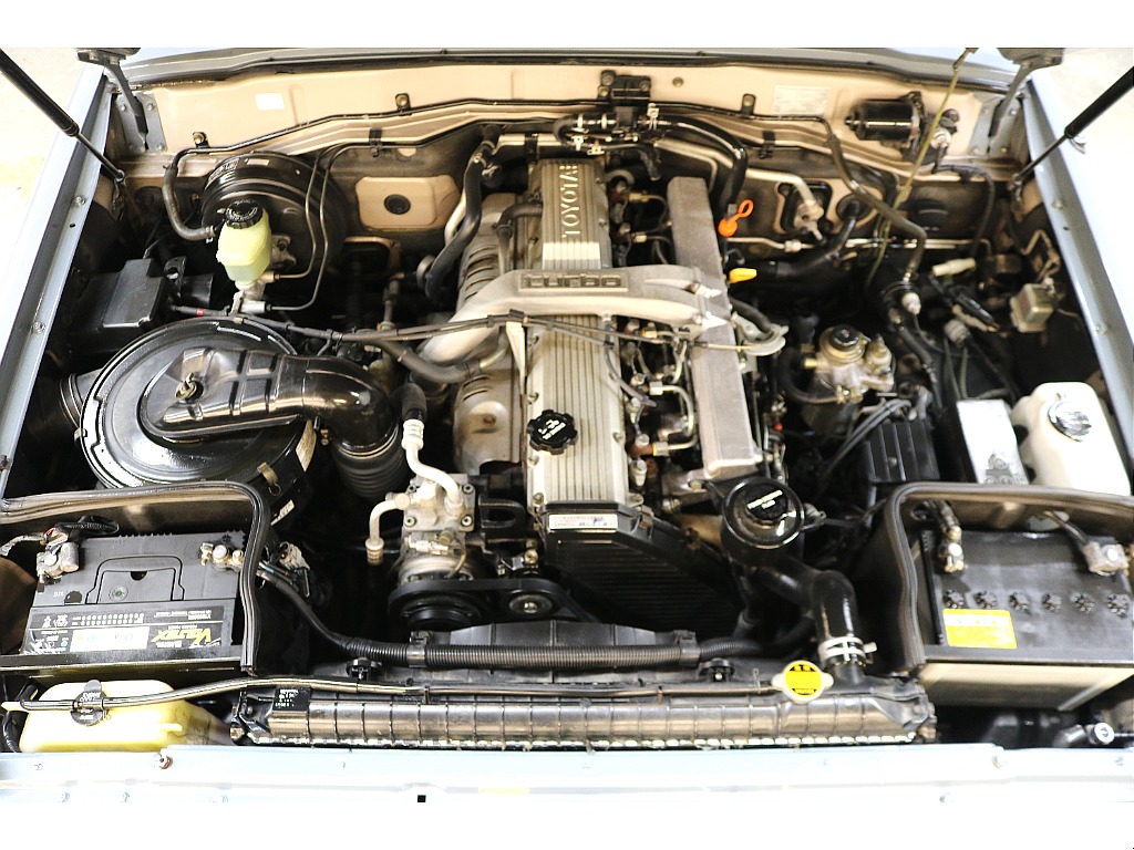 トヨタ ランドクルーザー80 バン4.2DT VXリミテッド 4WD  北海道の詳細画像 その17
