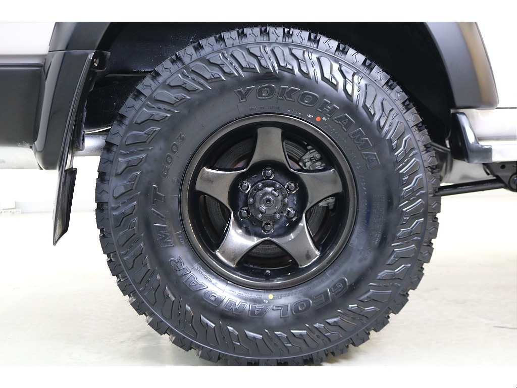 新品ジオランダーＭＴ　Ｇ００３タイヤ×社外１６インチアルミホイール☆