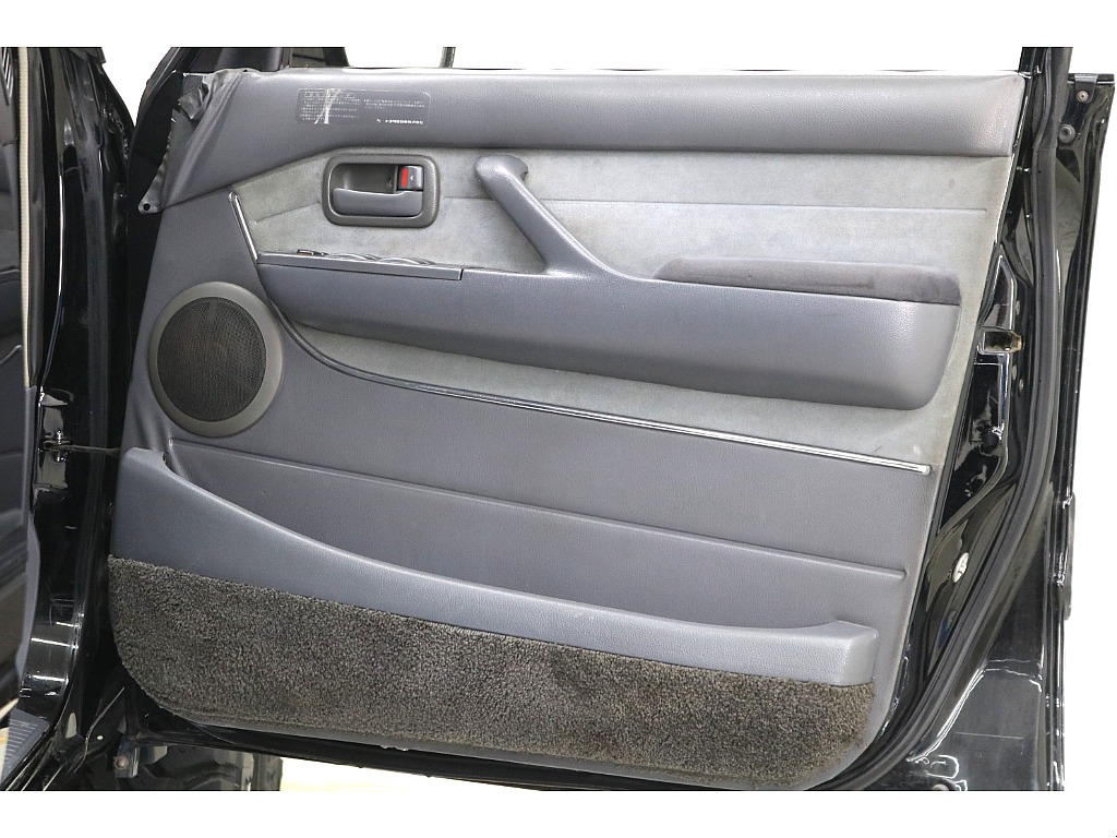 ドアトリムになります☆