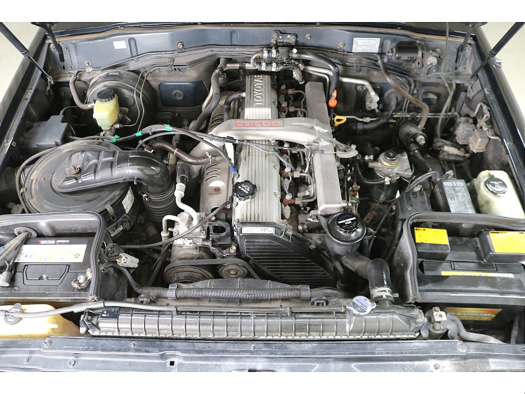 耐久性に優れたディーゼルエンジン搭載☆