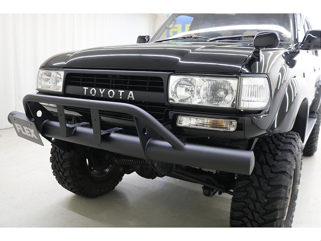 王道スタイル☆ディーゼルターボ☆全塗装ブラック☆リフトＵＰ☆本州仕入れ☆クリスタルヘッドライト☆フロントクロカンバンパー☆