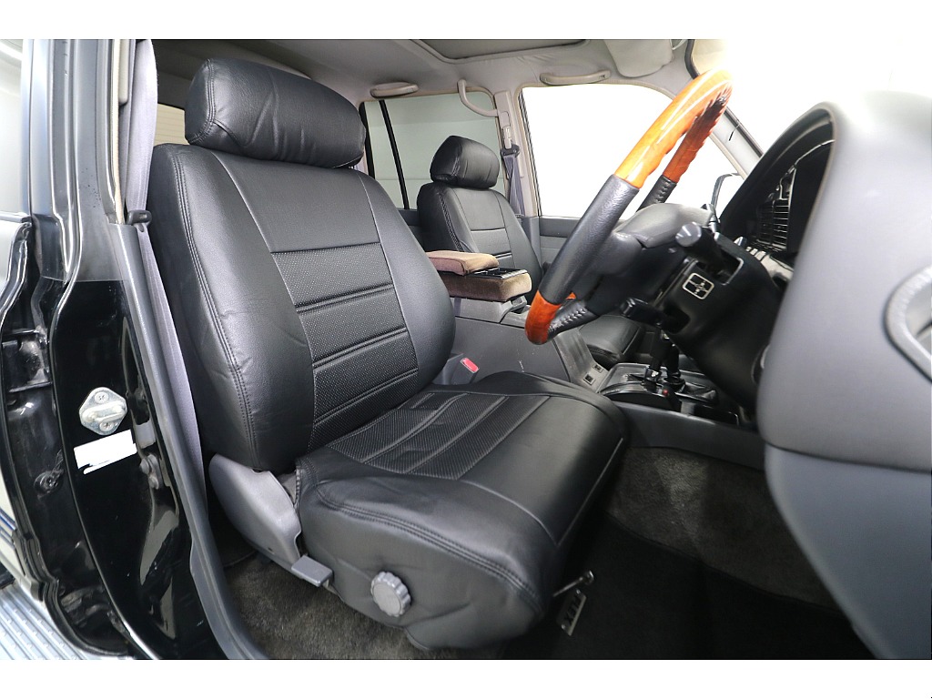 新品シートカバー装着済み☆