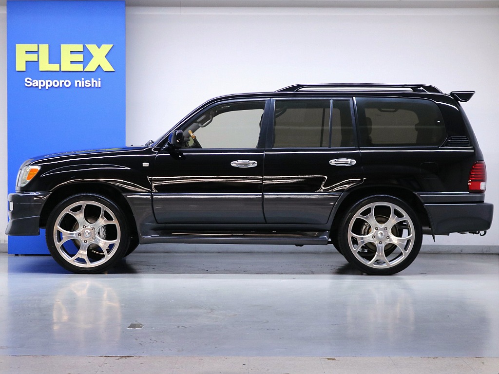 純正マルチナビ☆ＣＤ/ＤＶＤデッキ☆マークレビンソンサウンドシステム☆サンルーフ☆シートヒーター☆ミラーヒーター☆ＶＳＣ（横滑り防止機能）☆アクティブサスコントローラー☆