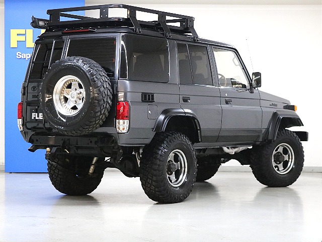 ５速マニュアル☆走行１８万ｋｍ台☆公認リフトＵＰ☆純正ウィンチ☆