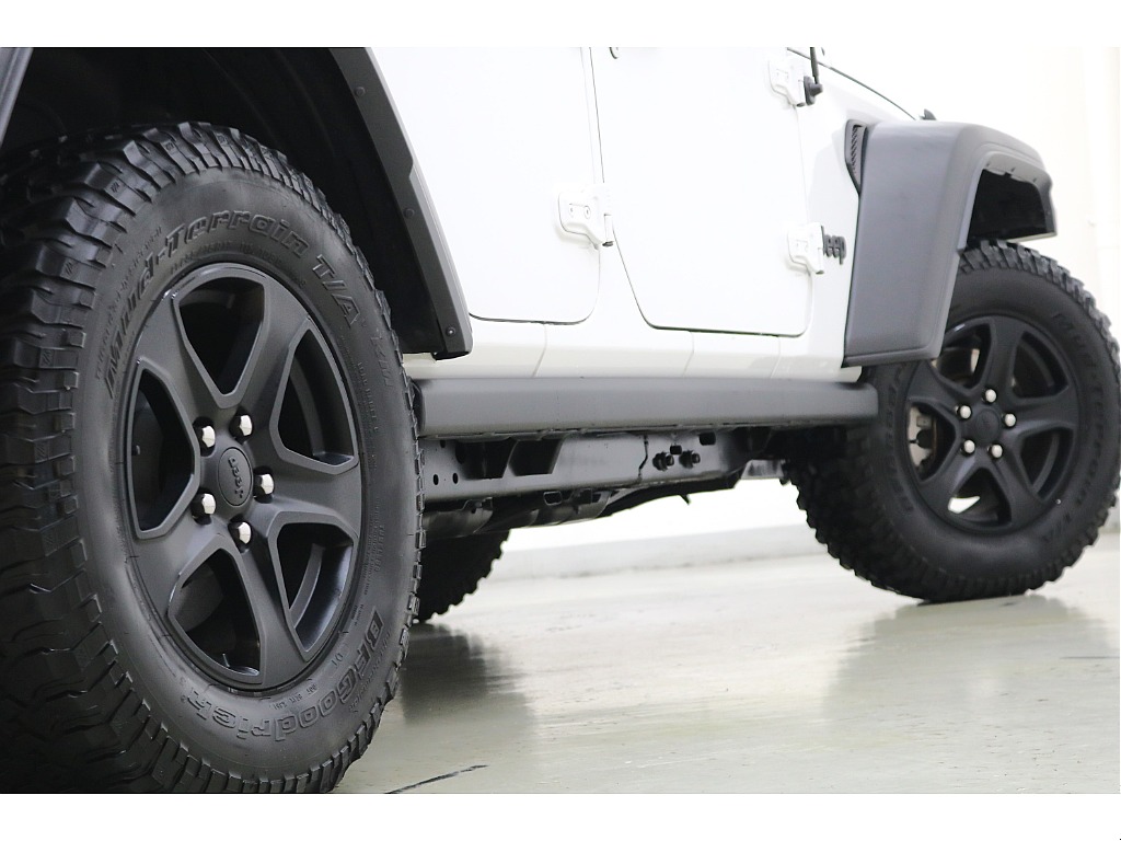 ＢＦグッドリッチＫＭ　ＭＴタイヤ×純正１７インチアルミホイール☆