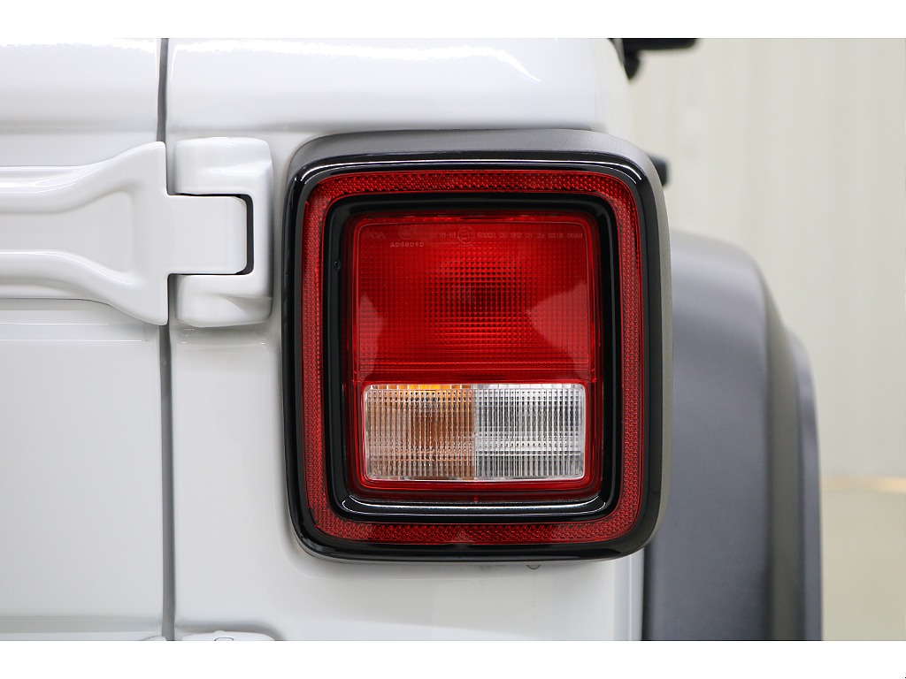 純正テールランプ☆