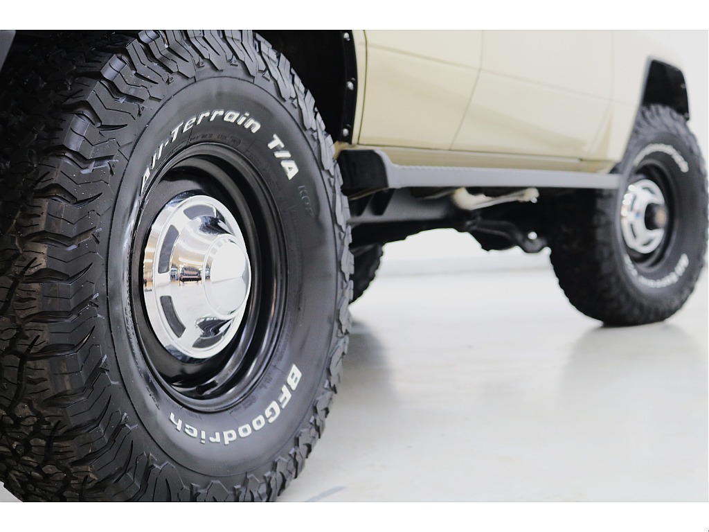 ＢＦグッドリッチＫＯ２　ＡＴタイヤ×輸出用スチールホイール☆