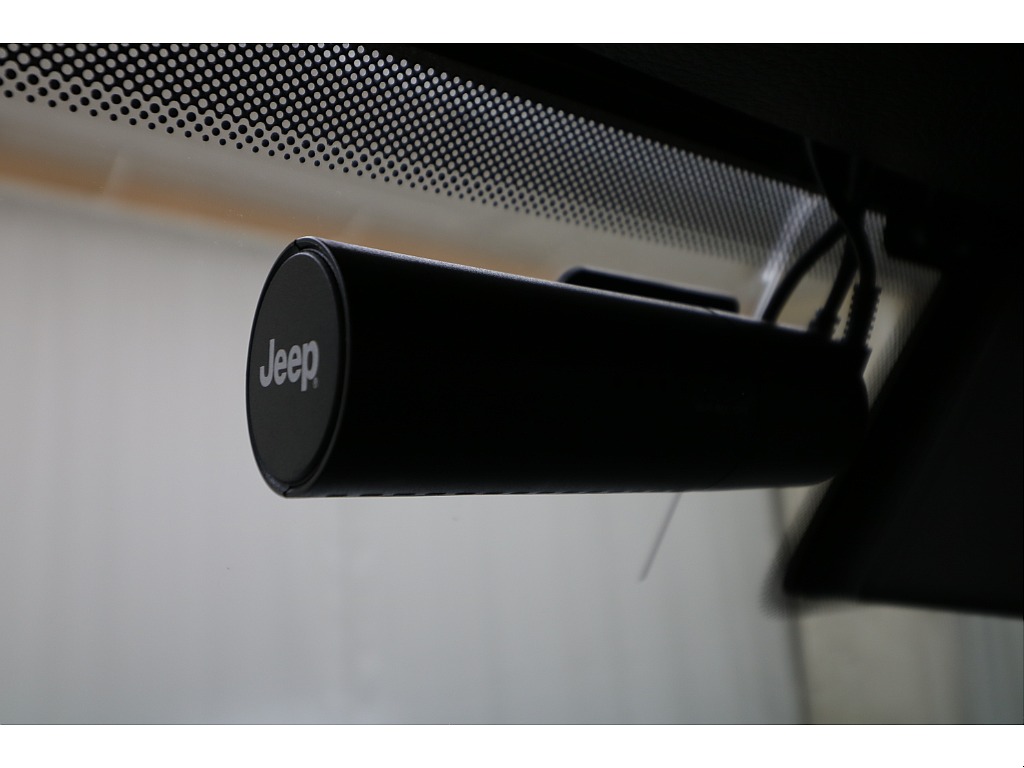 前後ドライブレコーダー（駐車監視機能付き）☆