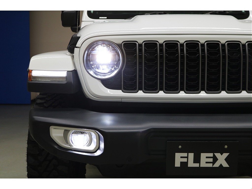 新品２０２４フロントグリル☆新品ＪＥＰＰＥＳＥＮフォグハーネスカバー☆本州仕入れ☆新品背面タイヤカバー☆