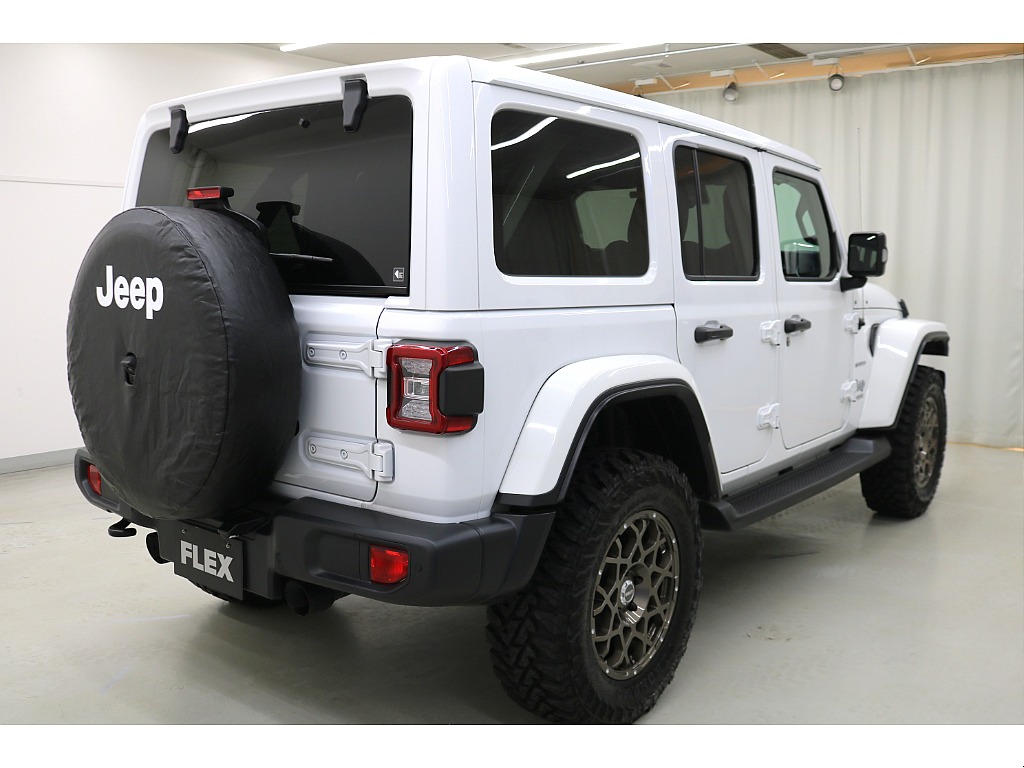 新品２０２４フロントグリル☆新品ＪＥＰＰＥＳＥＮフォグハーネスカバー☆本州仕入れ☆新品背面タイヤカバー☆