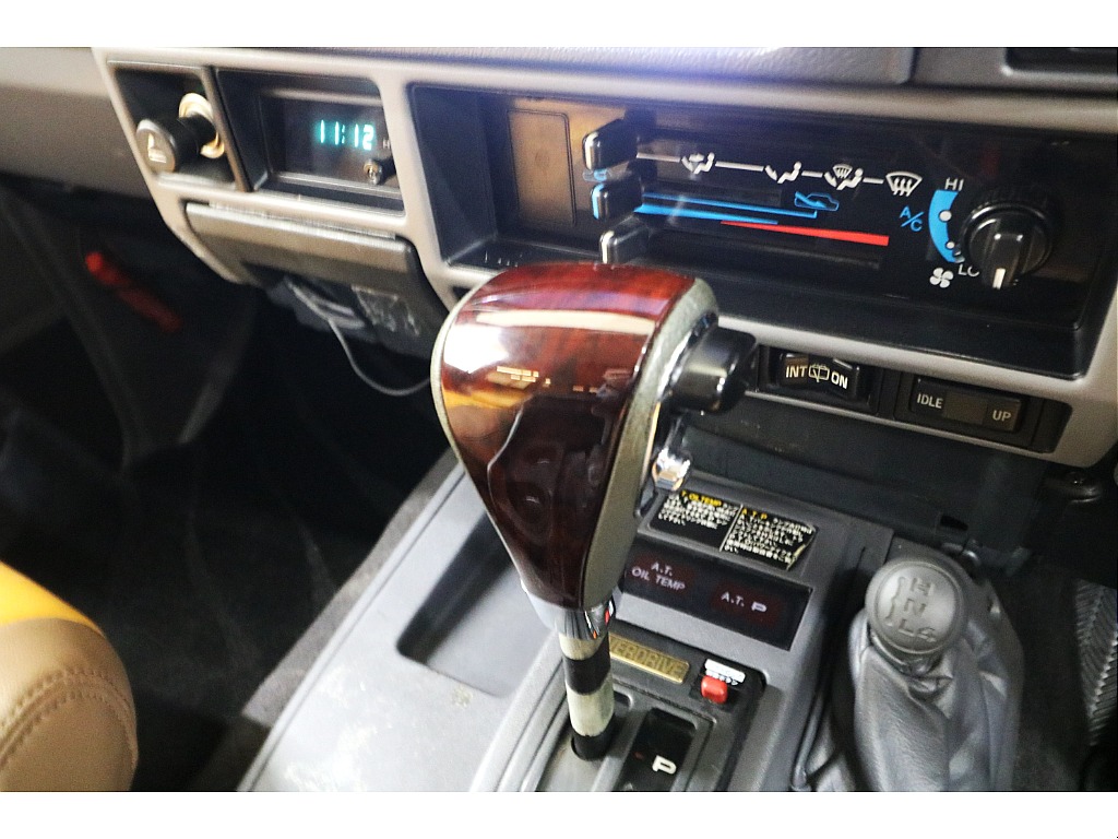 ウッドシフトノブ☆