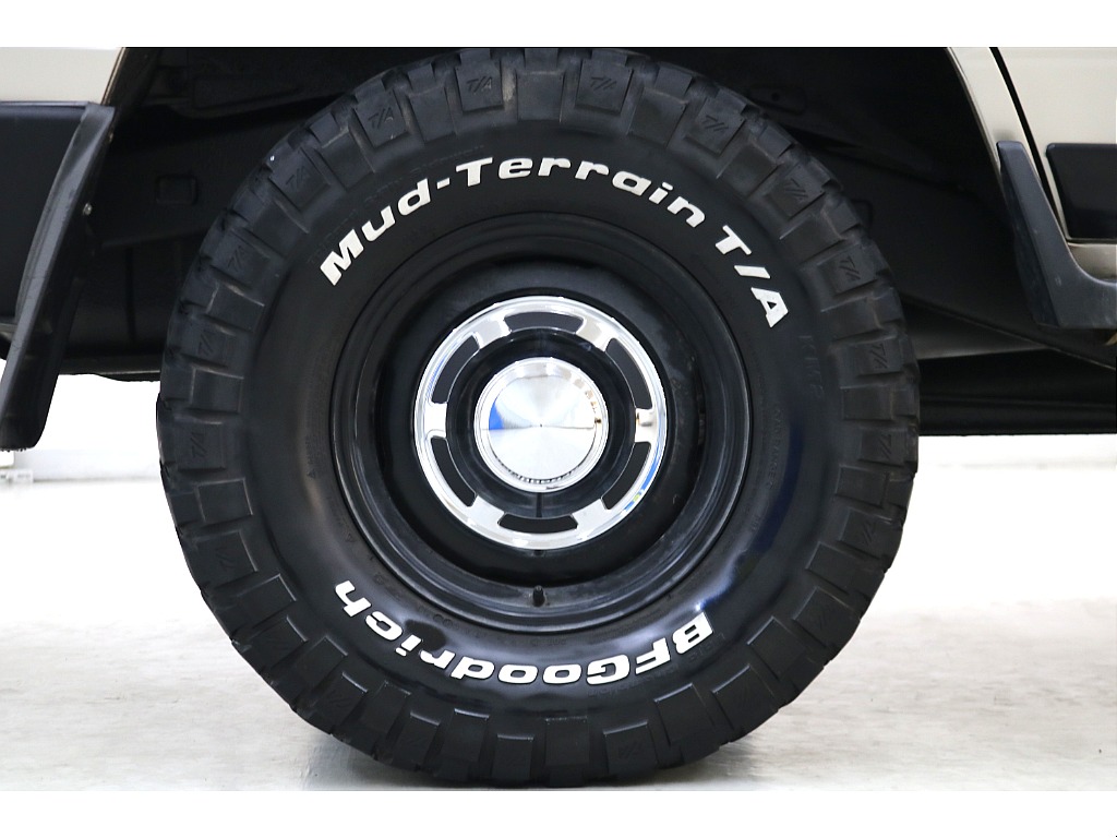 ＢＦグッドリッチＫＭ２　ＭＴタイヤ×輸出用ホイール☆